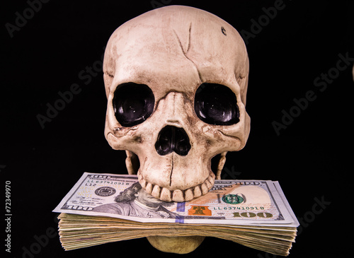 Skull with money