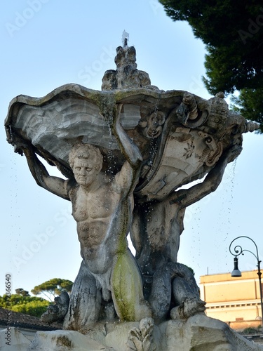 fontana dei tritoni photo