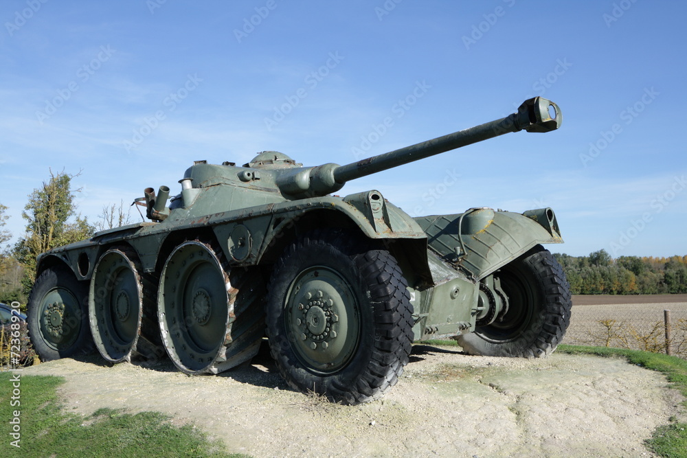Fototapeta premium Char d'assaut de la première guerre mondiale,Mémorial