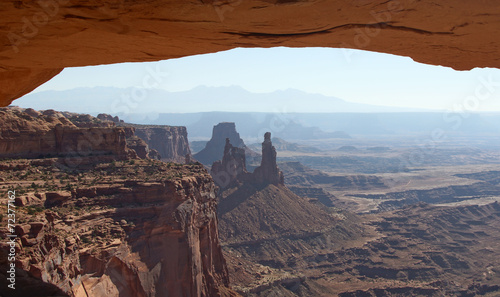 Mesa Arch © magellan01