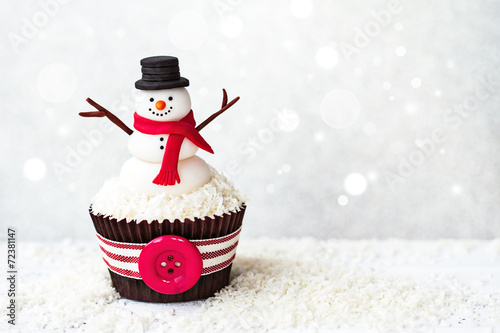 Snowman cupcake