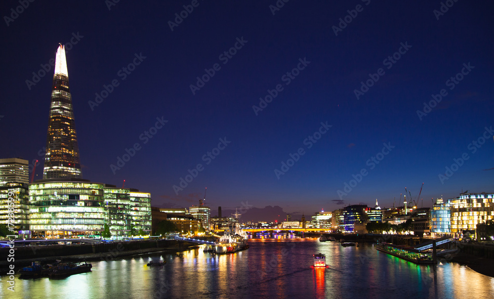 Night City view and river Thames