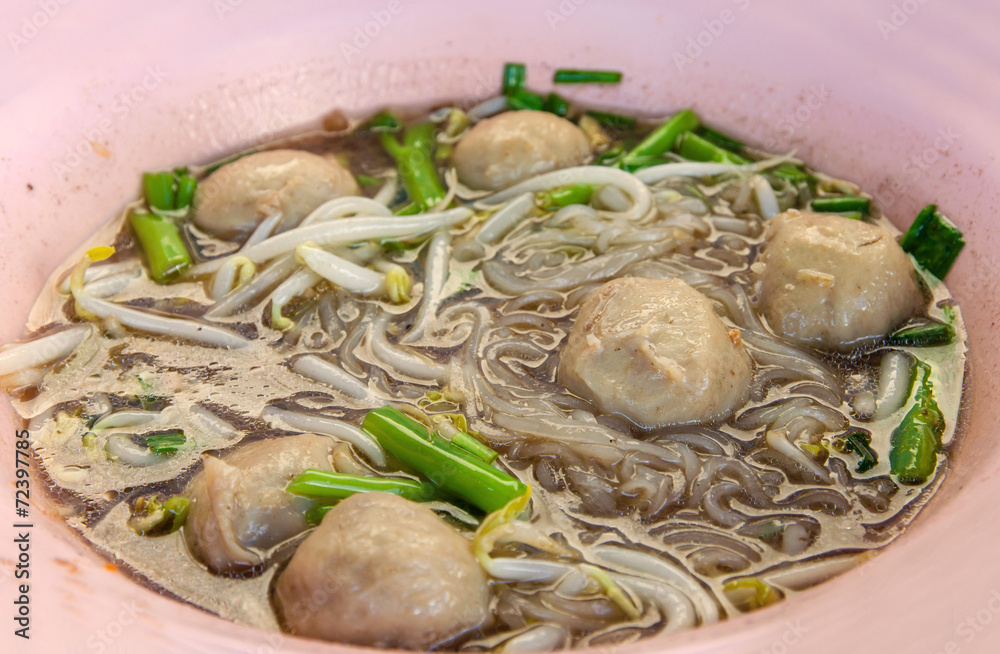 Thai Noodle Soup with Meat ball