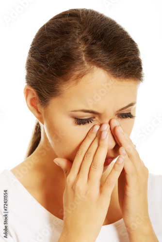 Woman with sinuses pain