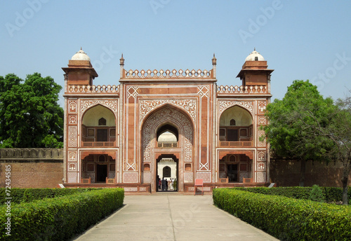 gate at the Tomb of Itimad-ud-Daulah