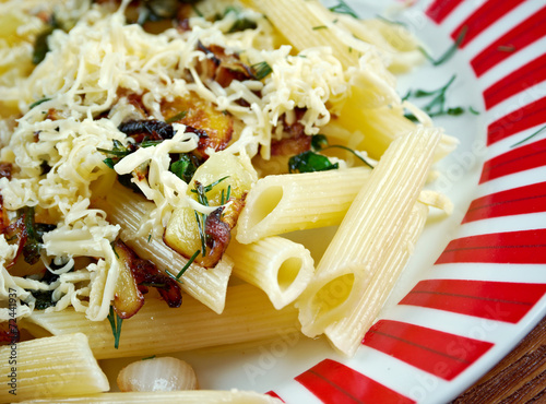 Mezze penne alla formaggella photo