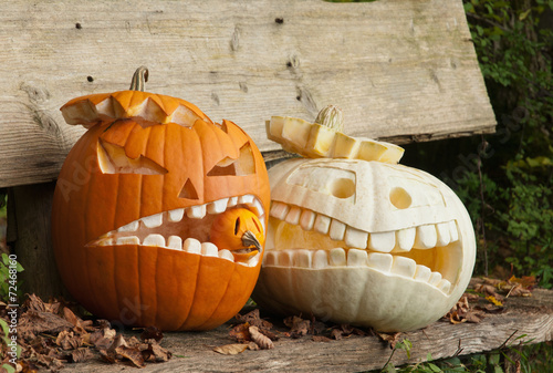 Halloween zwei Kürbismonster Schreck und Angst photo