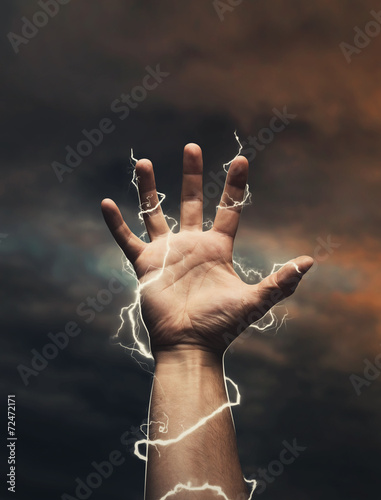 Photography Lightning around men's hand