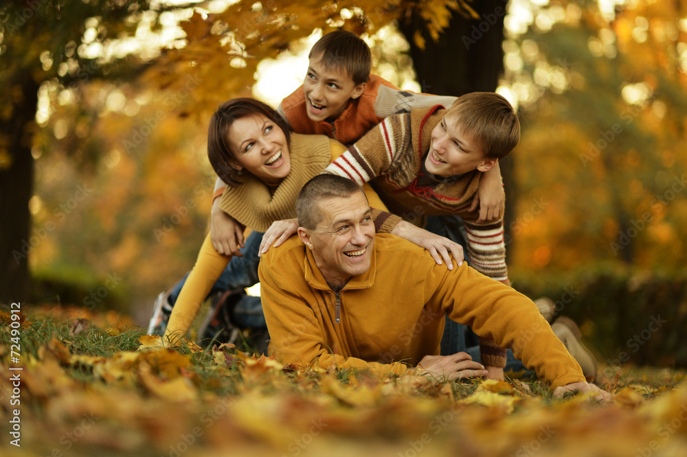 Fototapeta premium nice family relaxing