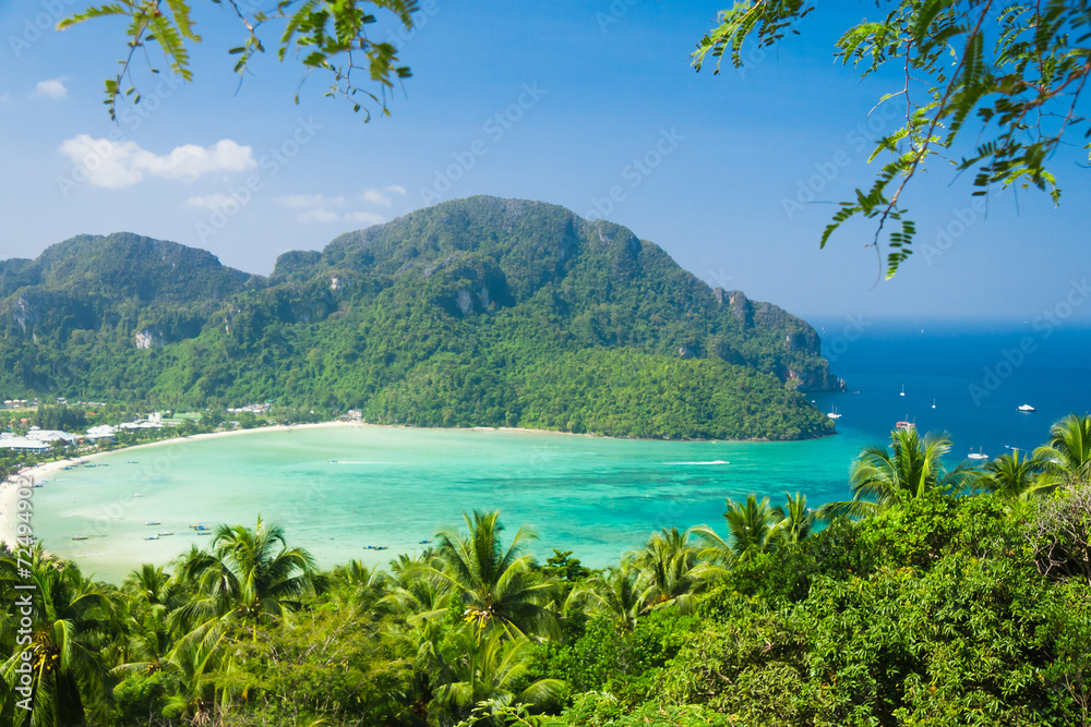 Naklejka premium Exotic Backdrop Scenic Holidays