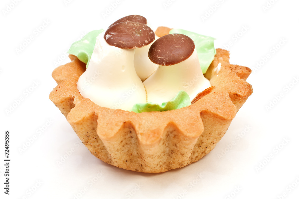 Cake basket with cream Cake basket with cream