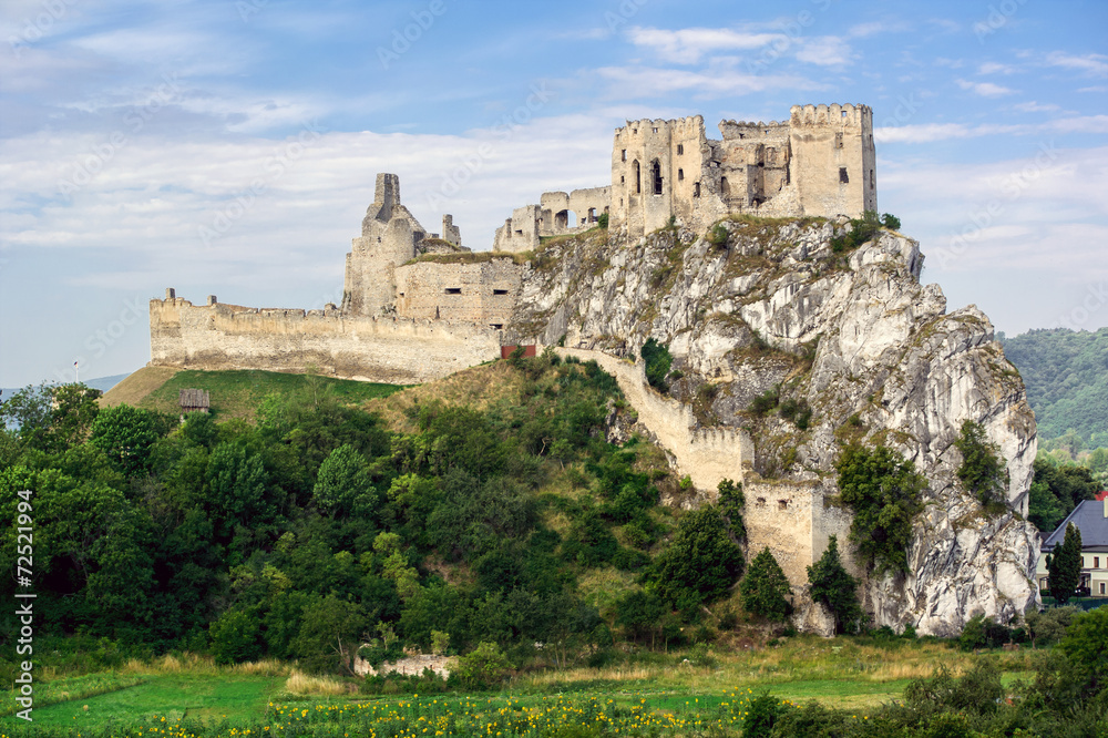 Beckov castle