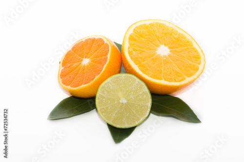 апельсин, мандарин и лайм