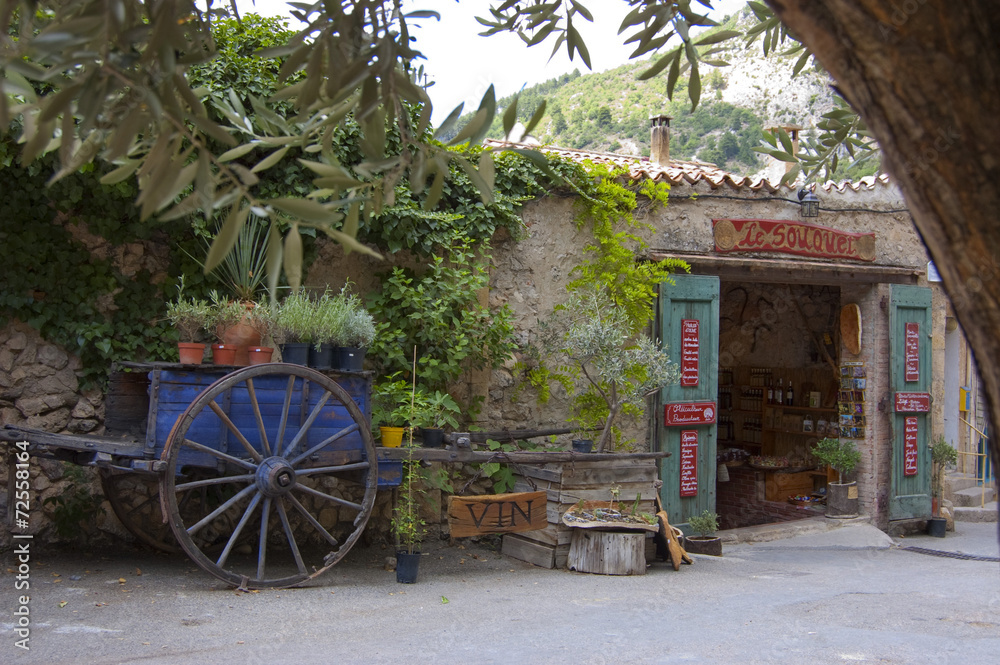 Obraz premium Carretto in Provenza- Moustiers-Sainte-Marie