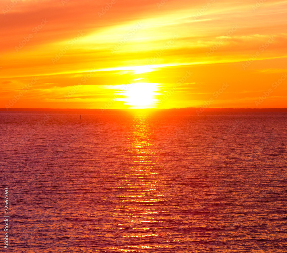 Fototapeta premium Idyllic Wallpaper Fiery Backdrop