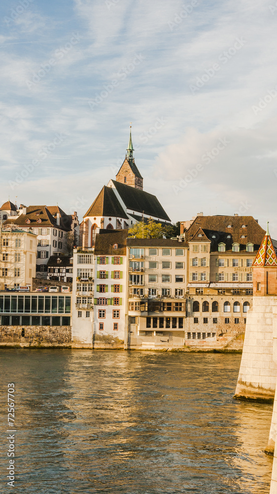 Fototapeta premium Basel, Altstadt, Martinskirche, Rhein, Rheinbrücke, Schweiz