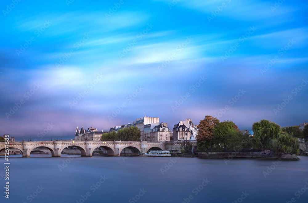 Paris Quai de Seine