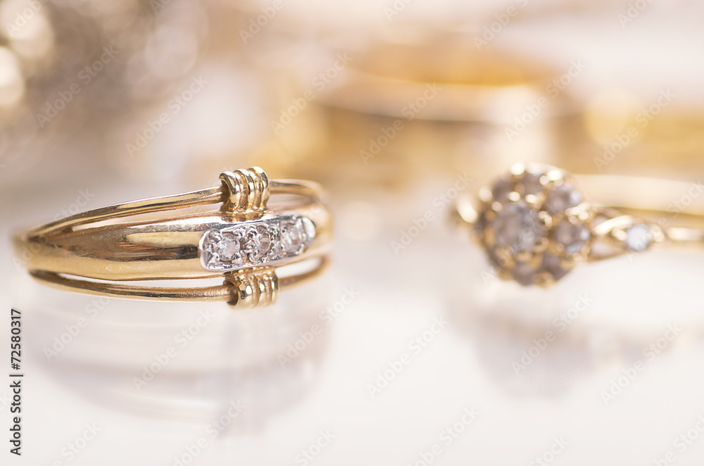 Gold jewelry Gold jewelry