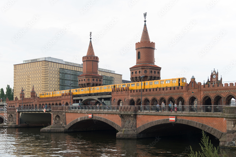 overbaum bridge in berlin