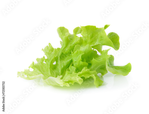 Obraz na płótnie Green leaves lettuce isolated on white background