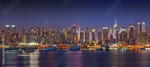 Panoramic view on Manhattan at night