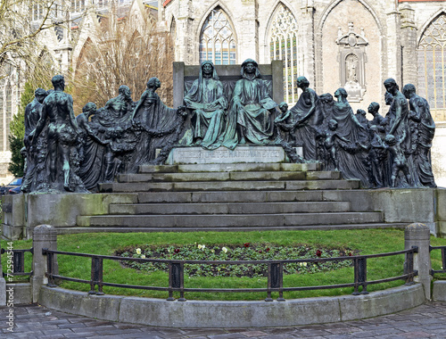Memorial of brothers Hubert and Jan Van Eyck in Ghent, Belgium Fototapet