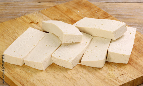 sliced uncooked tofu