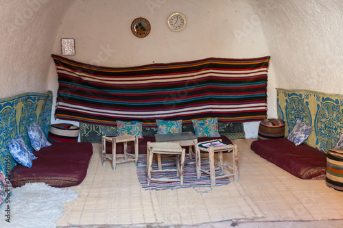 Obraz na płótnie Cave house in matmata,Tunisia in the sahara desert w salonie