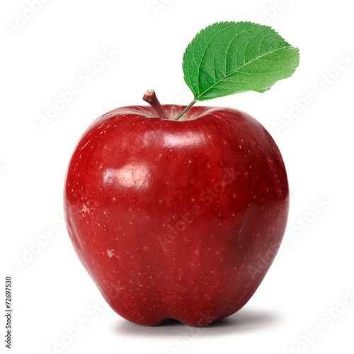 Fotografiet Red apple isolated on white background
