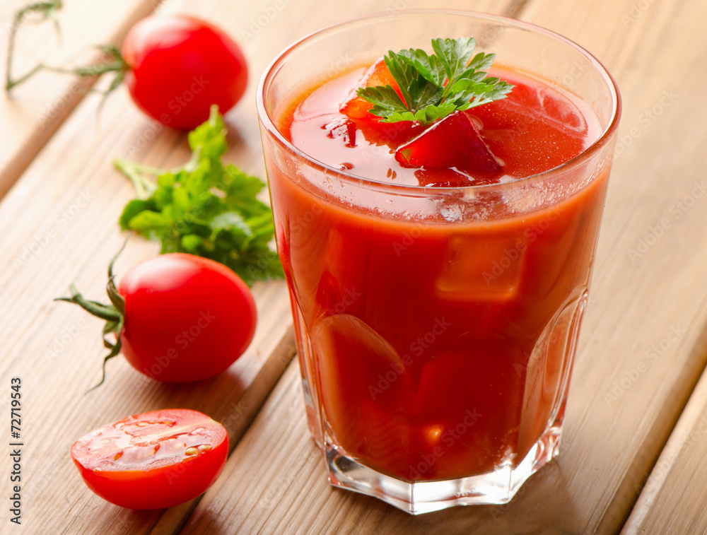 Cocktail with fresh tomatoes Cocktail with fresh tomatoes