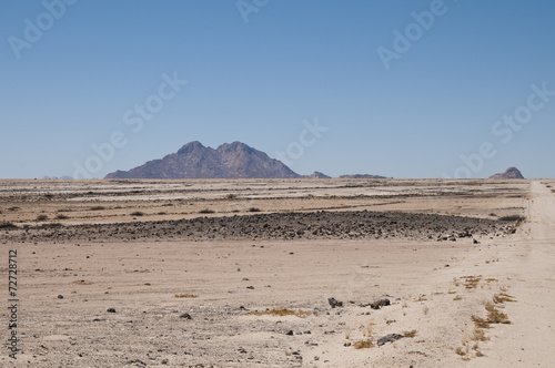 Road to Spitzkoppe  Kleine Spitzkoppe  Namibia  Africa