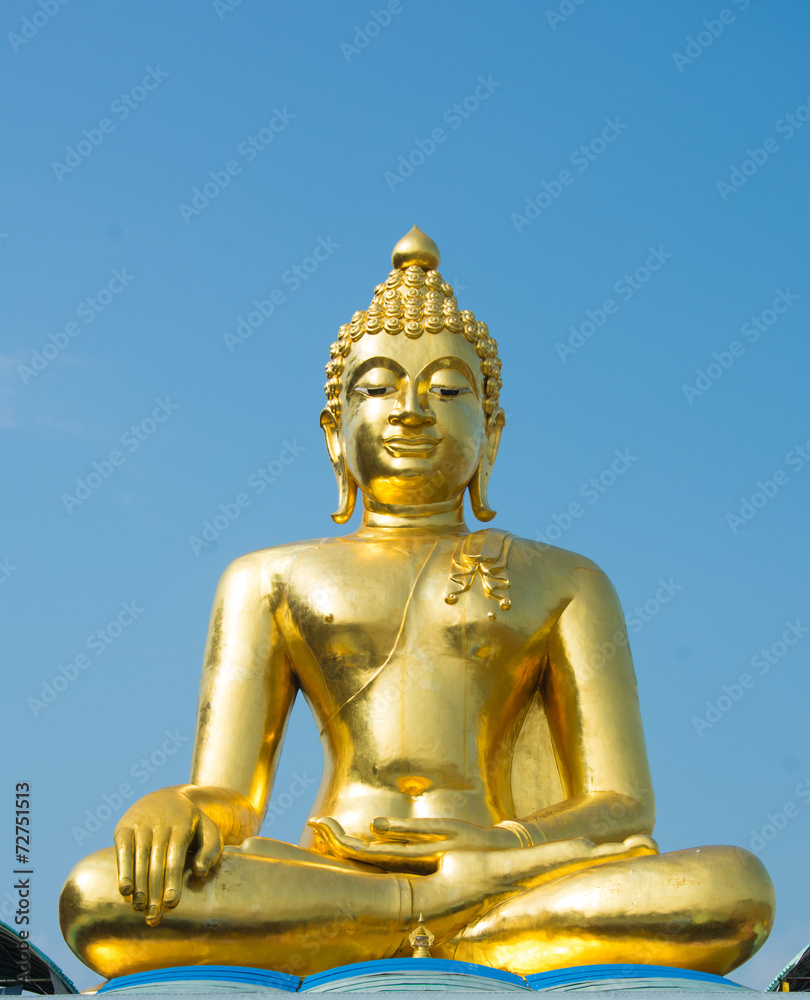 Buddha statue