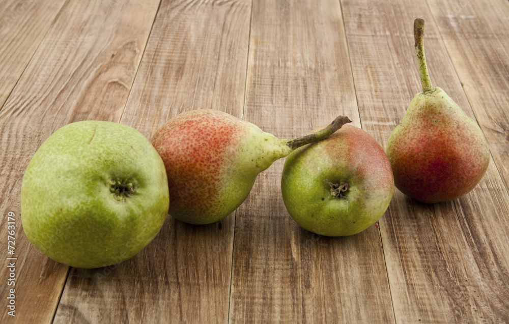 pears pears