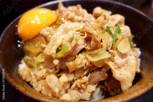 Wallpaper Mural 豚丼 Torontodigital.ca