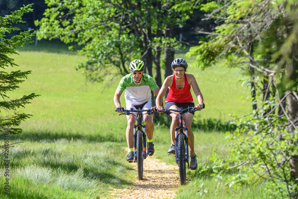 Fototapeta premium Mountainbike-Tour