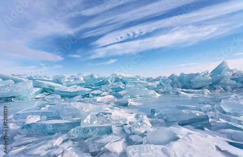 Obraz na plátne Ice hummocks at Lake Baikal