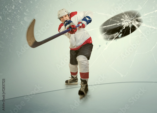 Photography Ice hockey puck hit the opponent visor