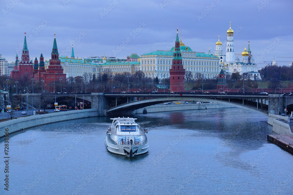 Лучшие виды на Москву-реку: смотровые площадки столицы