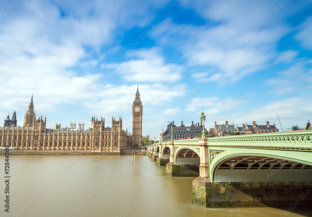 Fototapeta Thames river and Westminster bridge on a beautiful London sunny