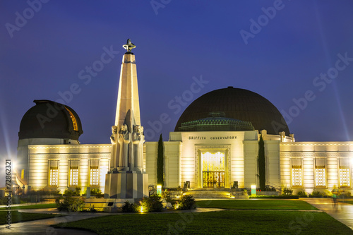 Obraz na płótnie Griffith observatory in Los Angeles w salonie
