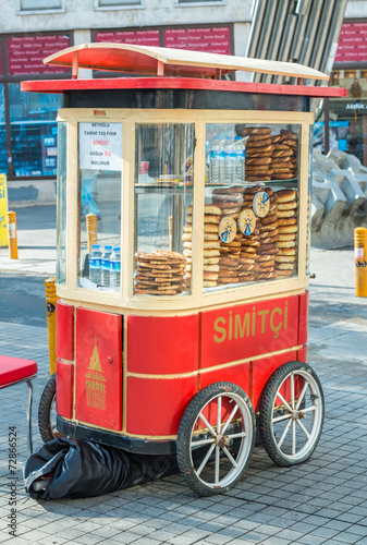 ISTANBUL - SEP 15: Cart with simits (Turkish bagels) in Istanbul