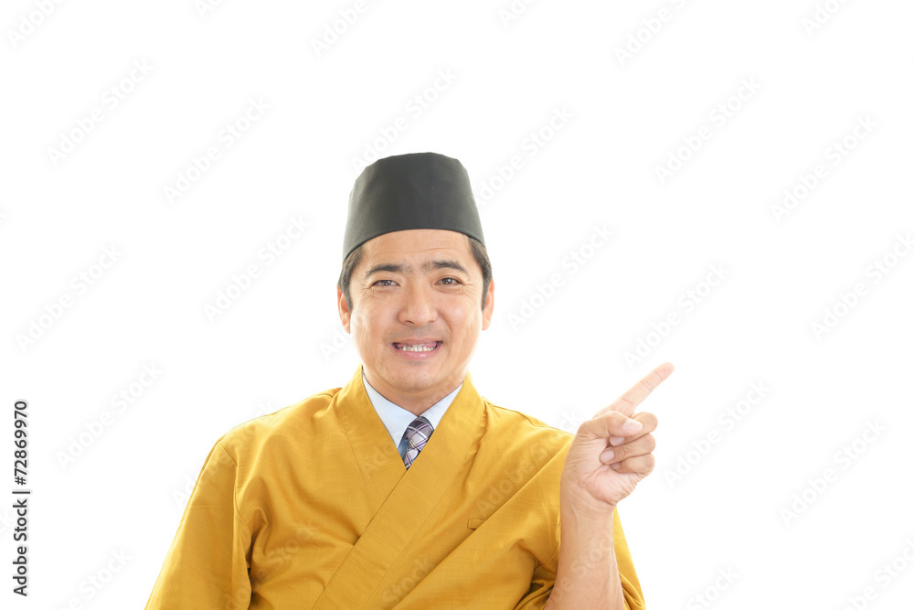 笑顔の寿司職人
