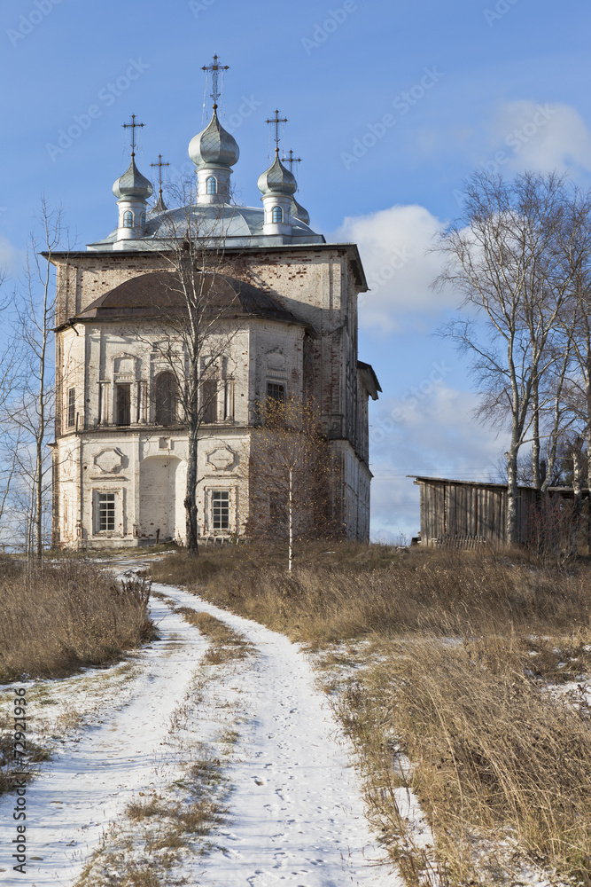 Церковь Пресвятой Троицы в селе Шелота, Вологодской области