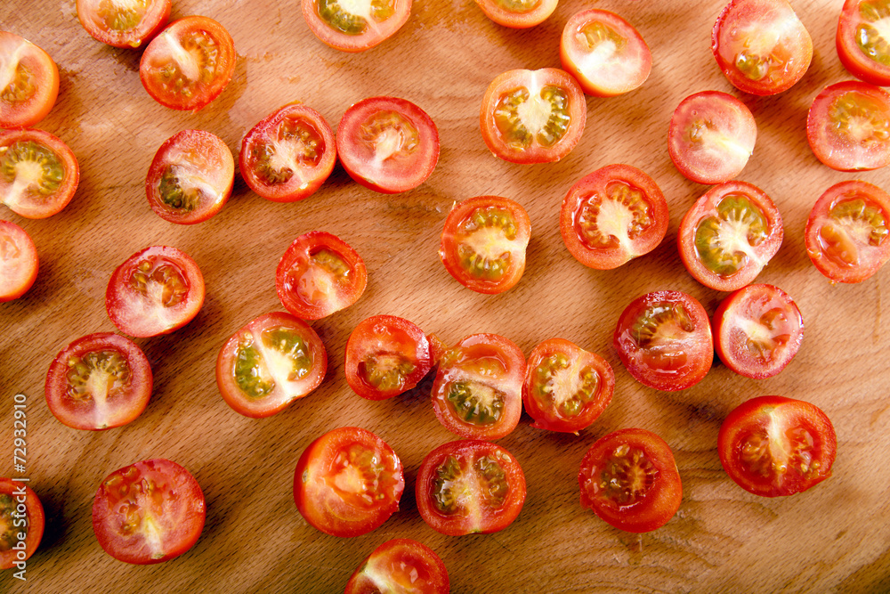 Cut into halves tomatoes