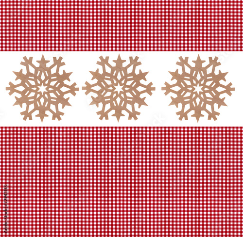 Holzsterne mit Karostoff