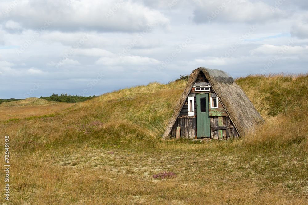 Urige kleine Hütte in den Dünen