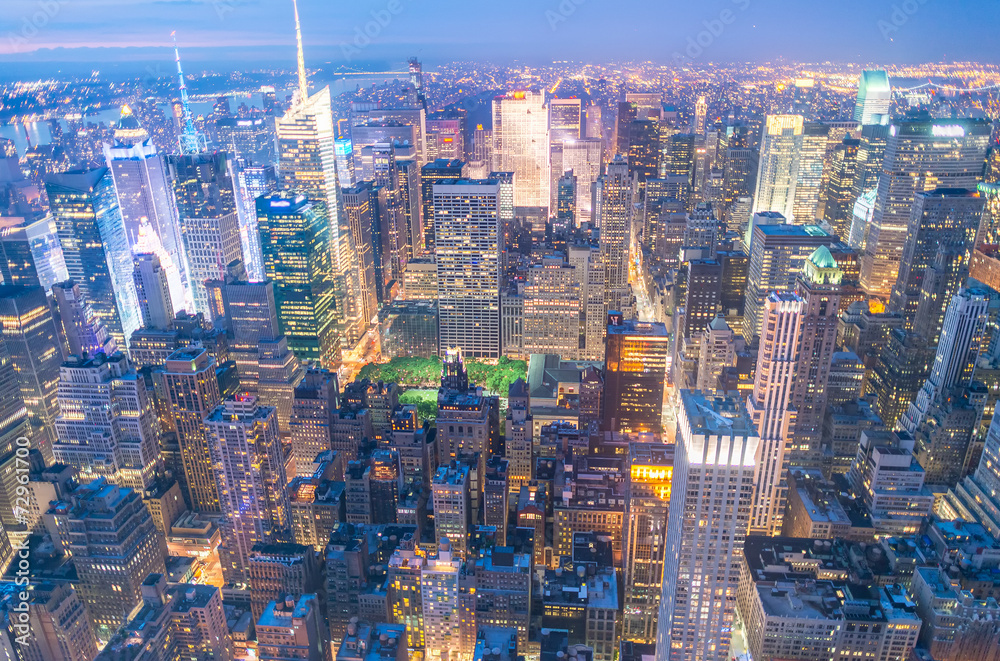 Obraz premium Amazing skyline of Manhattan. New York aerial view
