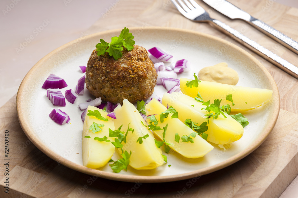 rissole with cooked potatoes