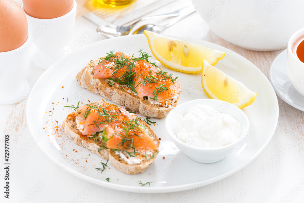 breakfast with bread, salted salmon and cream cheese