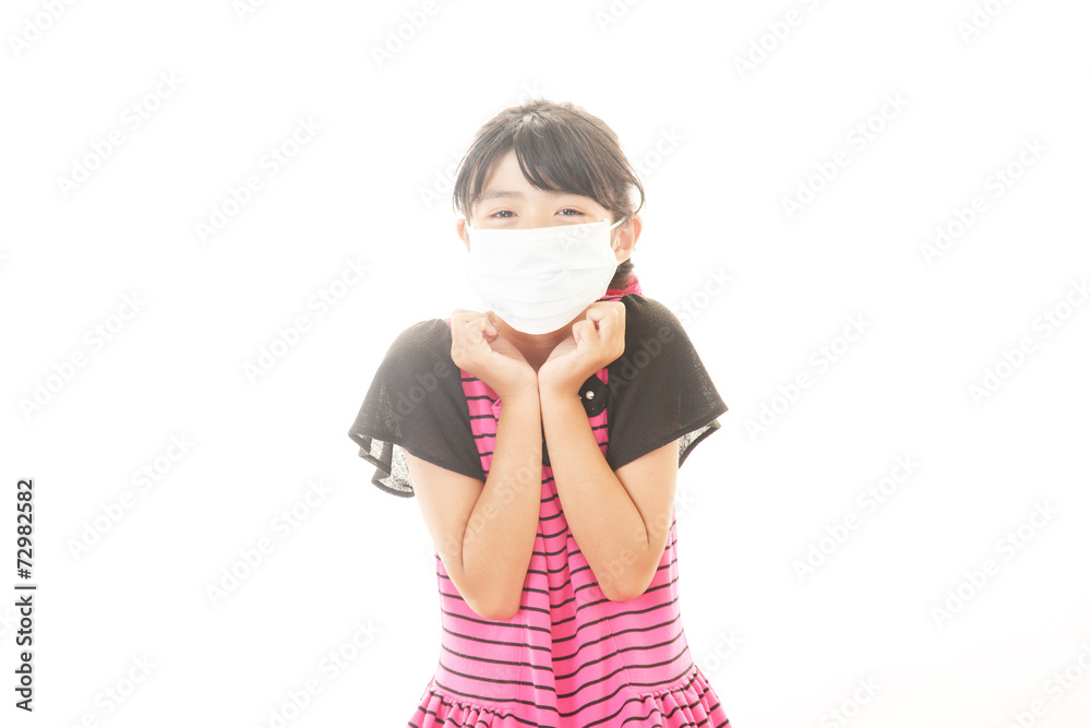 風邪にり患した女の子
